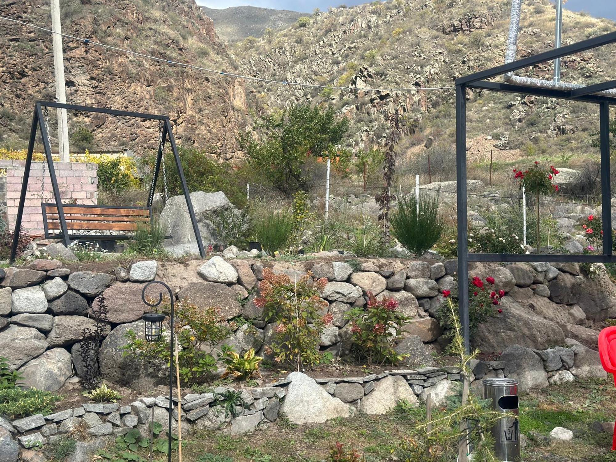 Vardzia Glamping Exterior photo